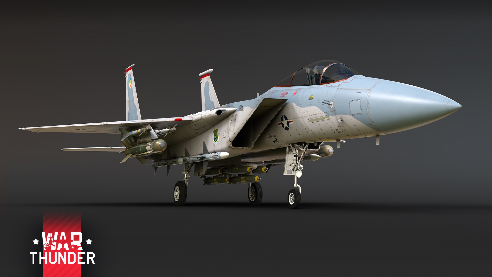 (El F 15 Eagle hace honor a su nombre y es un avión de combate superior en combate aéreo)